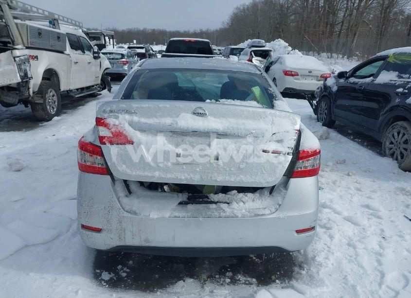 Photo 16 of 2015 Nissan Sentra S (VIN 3N1AB7AP9FY347587)