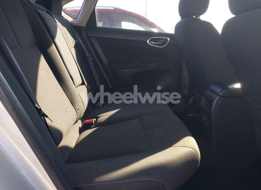Photo 8 of 2015 Nissan Sentra S (VIN 3N1AB7AP9FY357309)