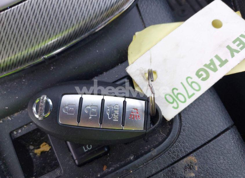 Photo 11 of 2015 Nissan Sentra SR (VIN 3N1AB7AP9FY359349)