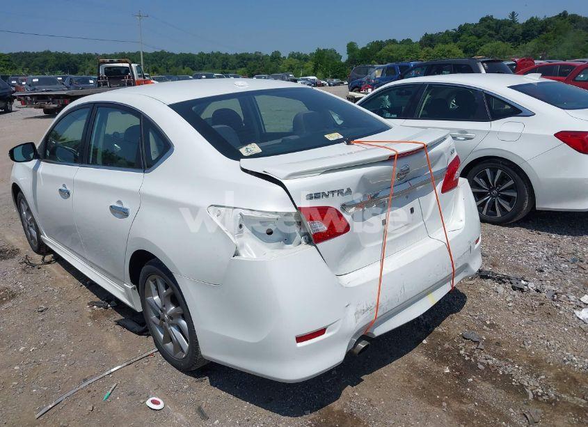 Photo 6 of 2015 Nissan Sentra SR (VIN 3N1AB7AP9FY359349)