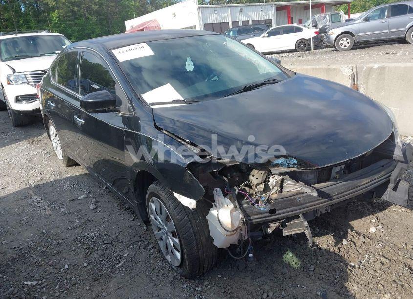 2015 Nissan Sentra S (VIN 3N1AB7AP9FY369010) main photo