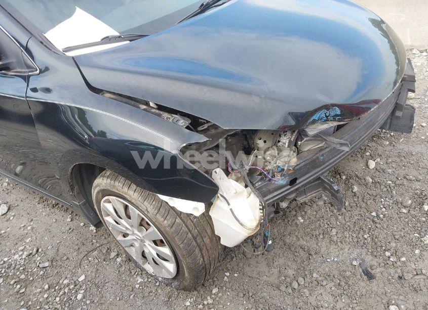 Photo 6 of 2015 Nissan Sentra S (VIN 3N1AB7AP9FY369010)