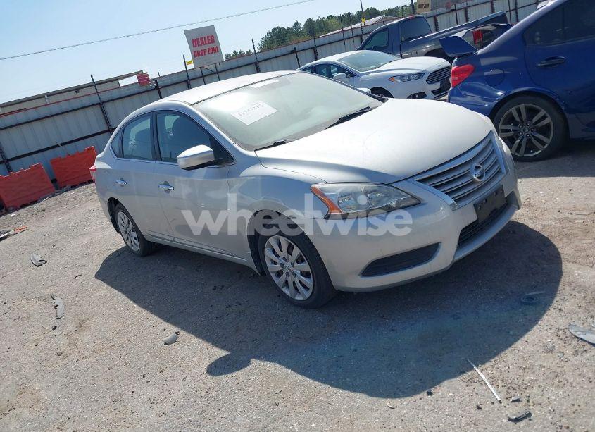 2015 Nissan Sentra S (VIN 3N1AB7AP9FY376412) main photo