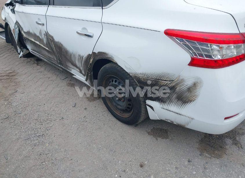Photo 17 of 2015 Nissan Sentra S (VIN 3N1AB7AP9FY377060)