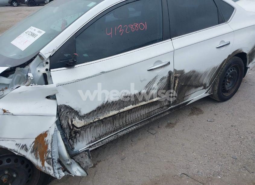 Photo 18 of 2015 Nissan Sentra S (VIN 3N1AB7AP9FY377060)