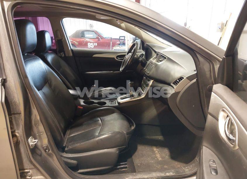 Photo 5 of 2015 Nissan Sentra SR (VIN 3N1AB7AP9FY383828)