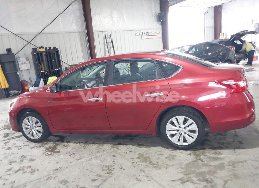 Photo 14 of 2016 Nissan Sentra SV (VIN 3N1AB7AP9GL665272)