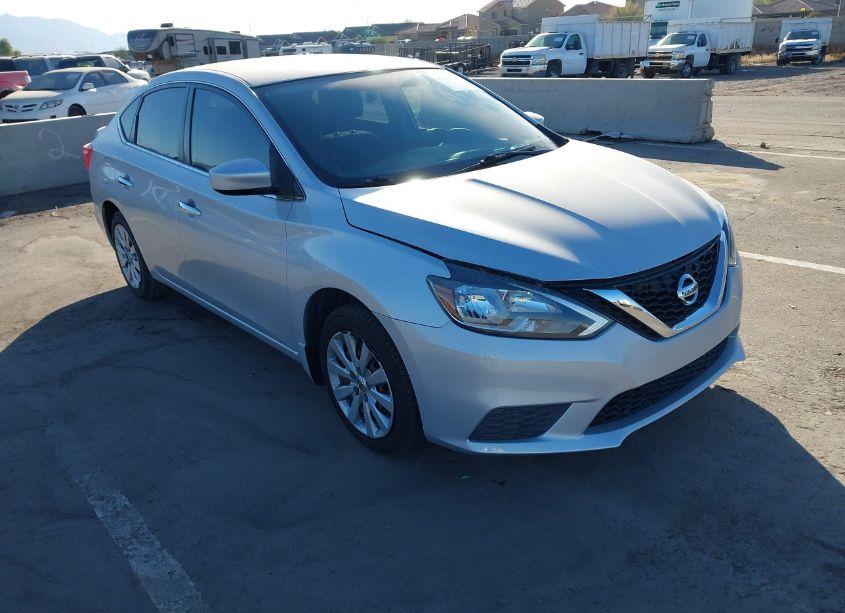 2016 Nissan Sentra SV (VIN 3N1AB7AP9GL668723) main photo