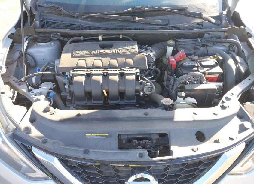 Photo 10 of 2016 Nissan Sentra SV (VIN 3N1AB7AP9GL668723)