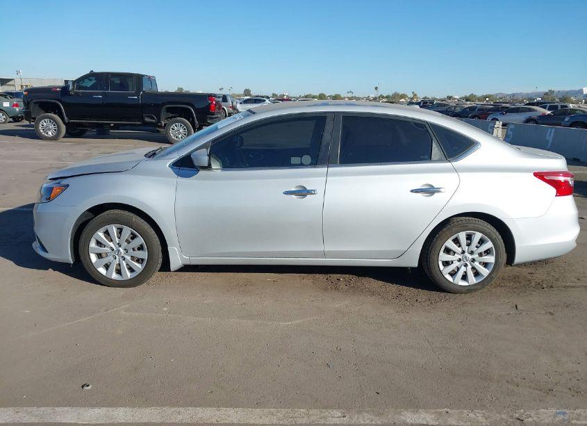 Photo 14 of 2016 Nissan Sentra SV (VIN 3N1AB7AP9GL668723)