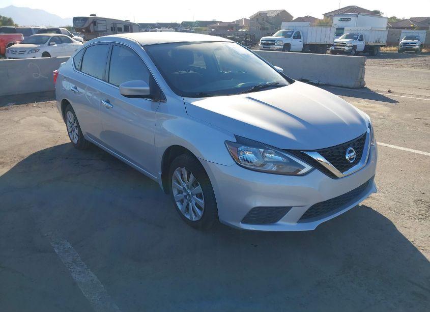 Photo 6 of 2016 Nissan Sentra SV (VIN 3N1AB7AP9GL668723)