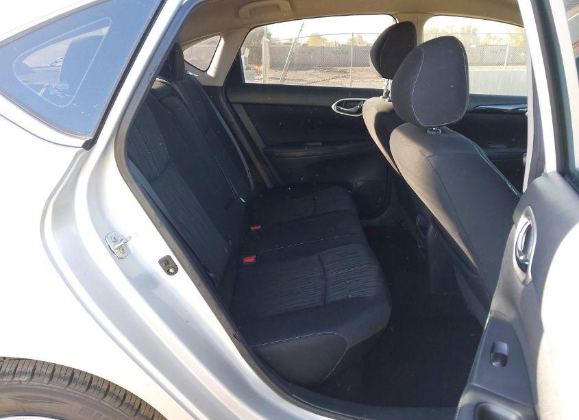 Photo 8 of 2016 Nissan Sentra SV (VIN 3N1AB7AP9GL668723)