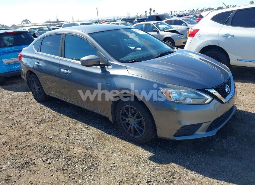 2016 Nissan Sentra SV (VIN 3N1AB7AP9GL677101) main photo