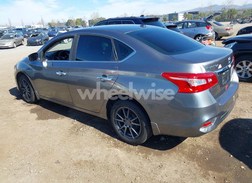 Photo 3 of 2016 Nissan Sentra SV (VIN 3N1AB7AP9GL677101)
