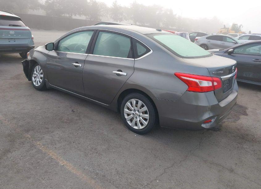 Photo 3 of 2016 Nissan Sentra SV (VIN 3N1AB7AP9GL678393)