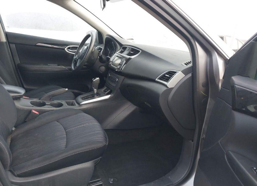 Photo 5 of 2016 Nissan Sentra SV (VIN 3N1AB7AP9GL678393)