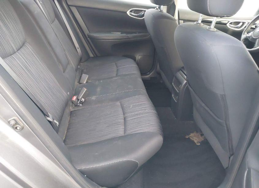 Photo 8 of 2016 Nissan Sentra SV (VIN 3N1AB7AP9GL678393)