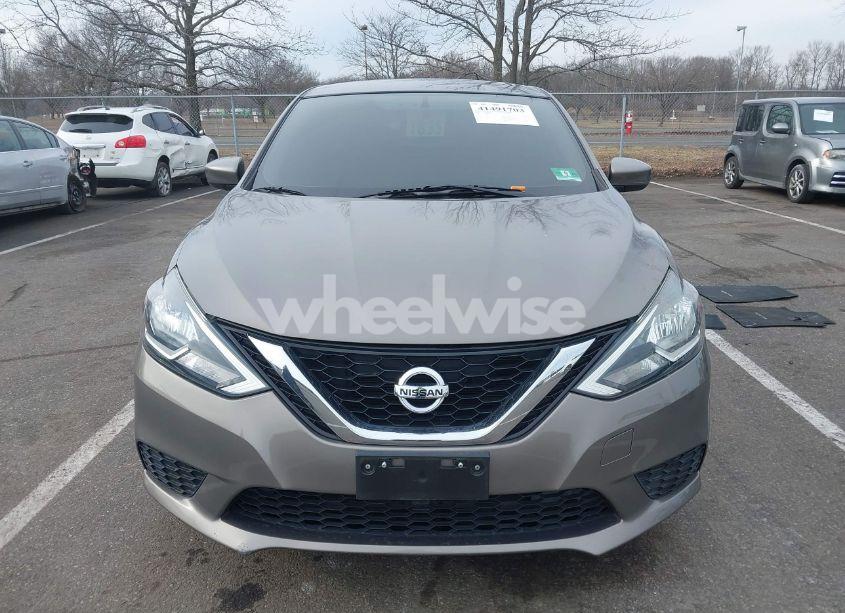 Photo 12 of 2016 Nissan Sentra SV (VIN 3N1AB7AP9GL681133)