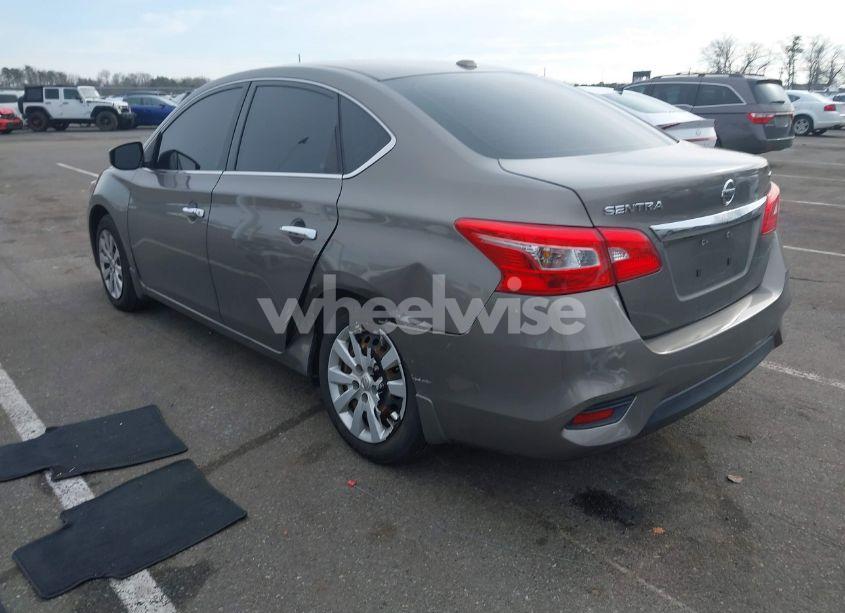 Photo 3 of 2016 Nissan Sentra SV (VIN 3N1AB7AP9GL681133)