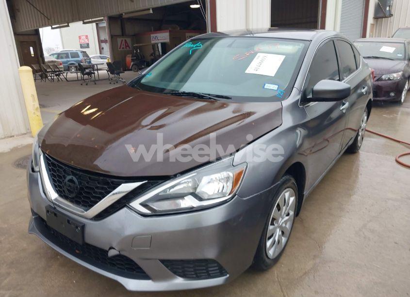 Photo 6 of 2016 Nissan Sentra S (VIN 3N1AB7AP9GY229444)