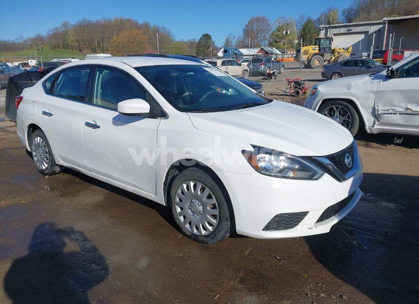 2016 Nissan Sentra N/A (VIN 3N1AB7AP9GY231369) main photo