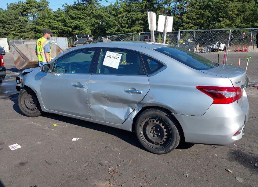 Photo 3 of 2016 Nissan Sentra FE+ S/S/SL/SR/SV (VIN 3N1AB7AP9GY233364)