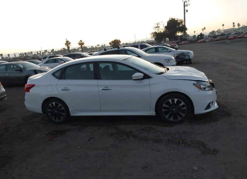 Photo 13 of 2016 Nissan Sentra SR (VIN 3N1AB7AP9GY254537)