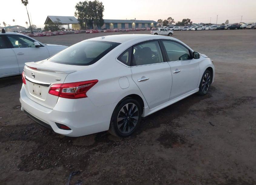 Photo 4 of 2016 Nissan Sentra SR (VIN 3N1AB7AP9GY254537)