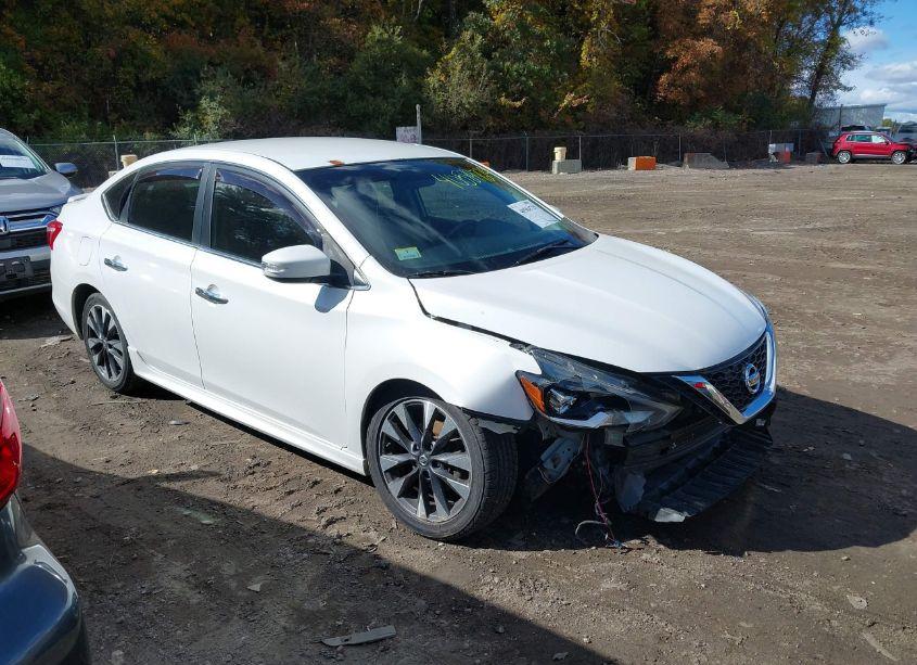 2016 Nissan Sentra SR (VIN 3N1AB7AP9GY260810) main photo
