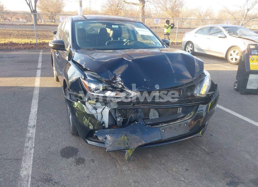 Photo 6 of 2016 Nissan Sentra SL (VIN 3N1AB7AP9GY262122)