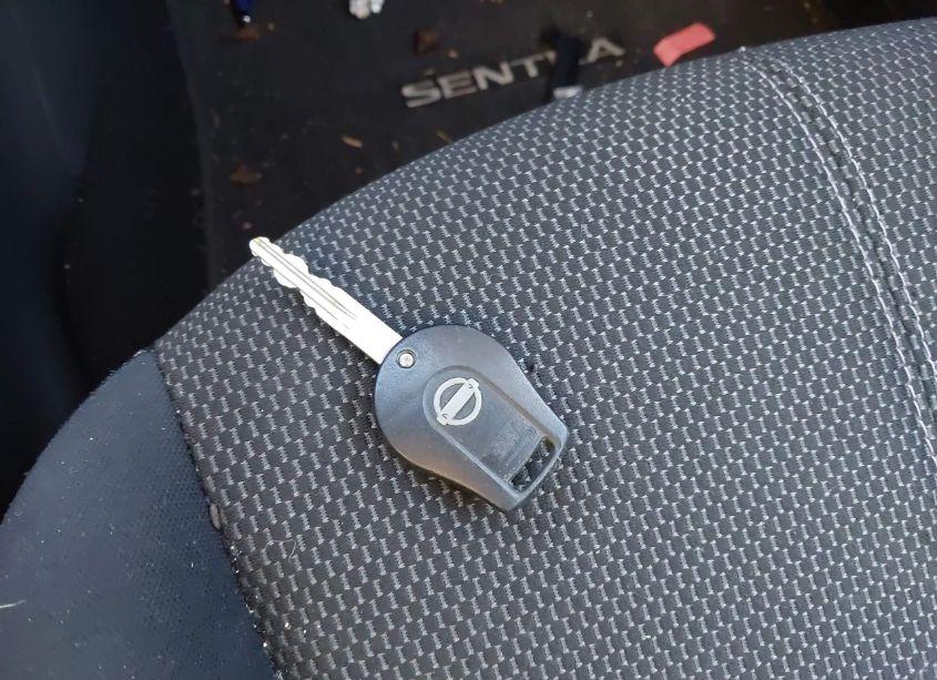 Photo 11 of 2016 Nissan Sentra N/A (VIN 3N1AB7AP9GY263142)