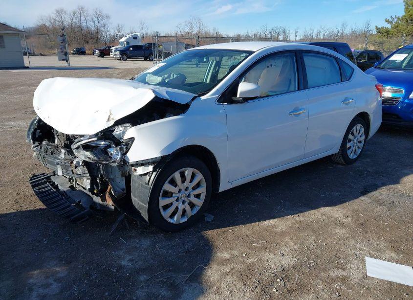 Photo 2 of 2016 Nissan Sentra N/A (VIN 3N1AB7AP9GY263142)