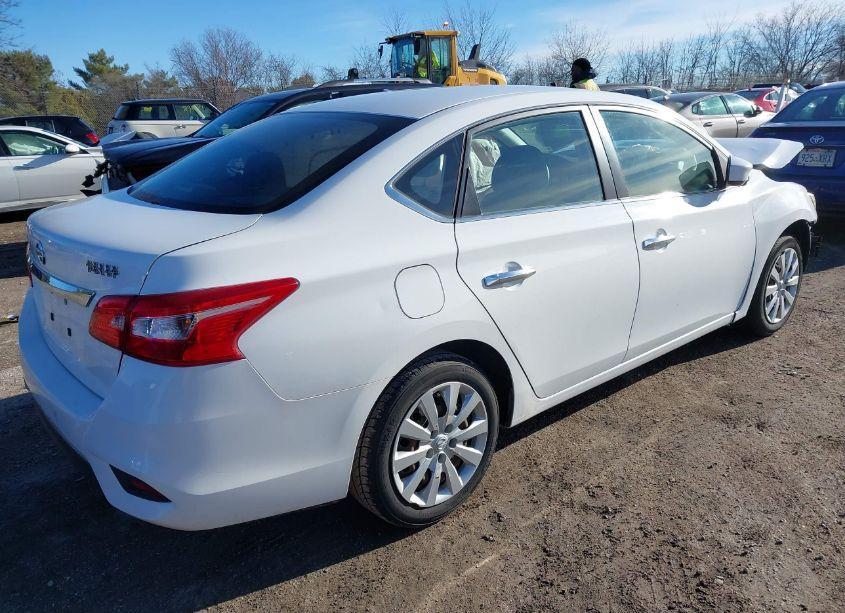 Photo 4 of 2016 Nissan Sentra N/A (VIN 3N1AB7AP9GY263142)