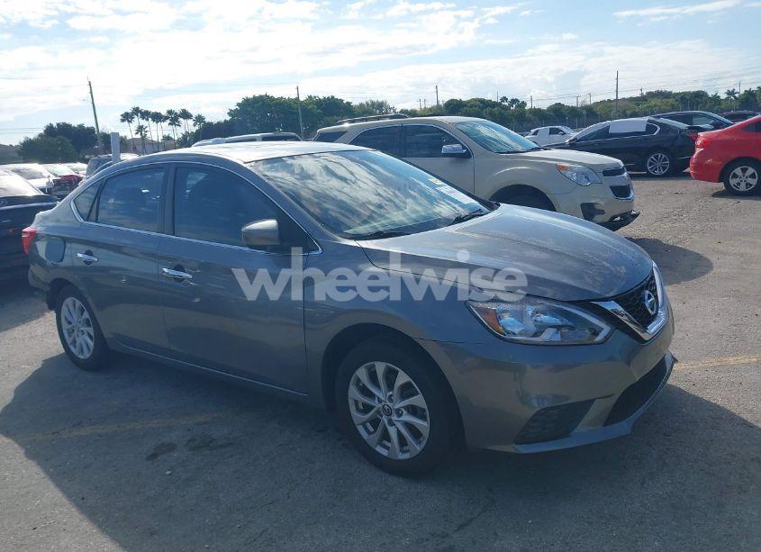 2016 Nissan Sentra SV (VIN 3N1AB7AP9GY291913) main photo