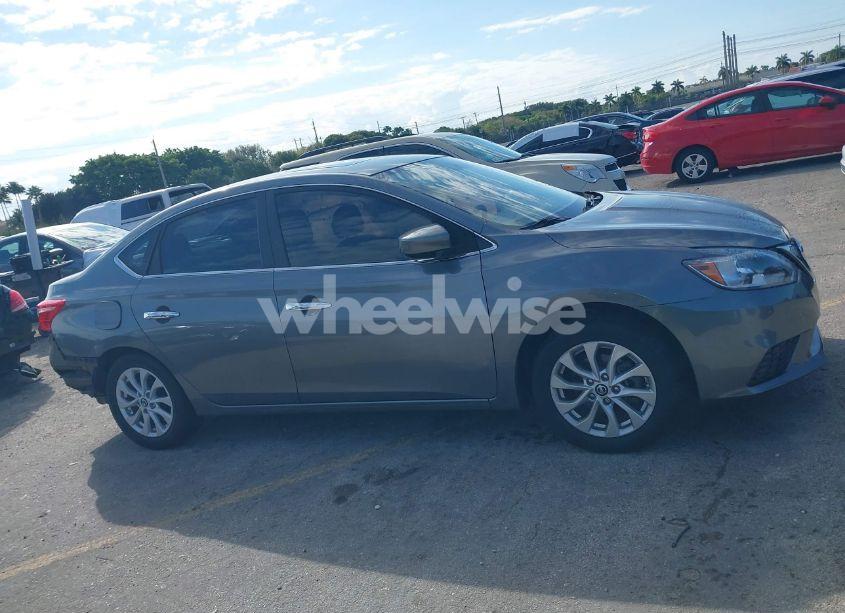 Photo 13 of 2016 Nissan Sentra SV (VIN 3N1AB7AP9GY291913)