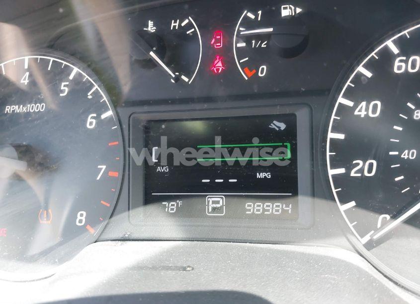 Photo 7 of 2016 Nissan Sentra S (VIN 3N1AB7AP9GY308631)