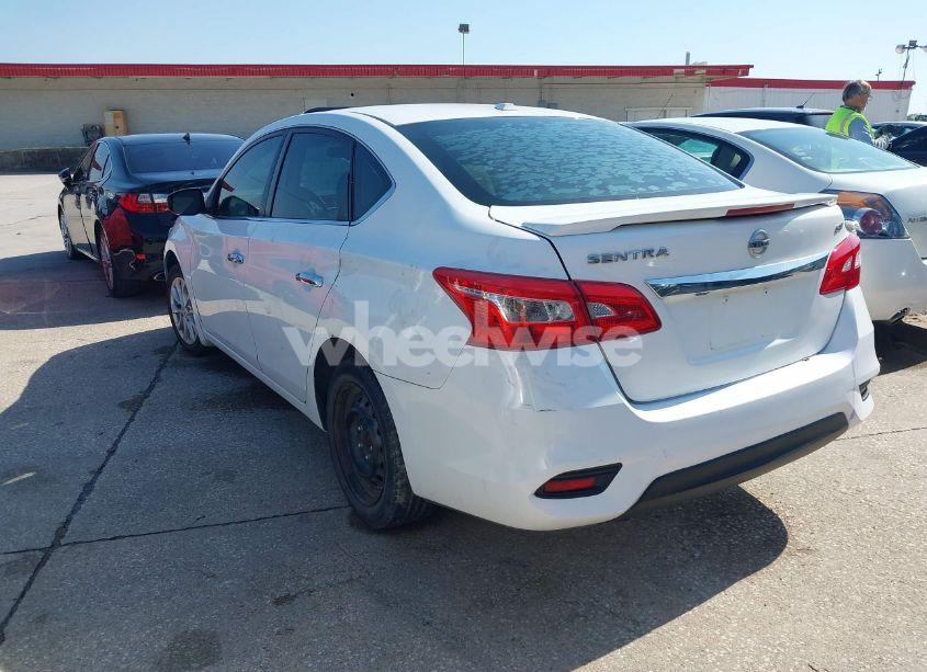 Photo 3 of 2016 Nissan Sentra SV (VIN 3N1AB7AP9GY318494)