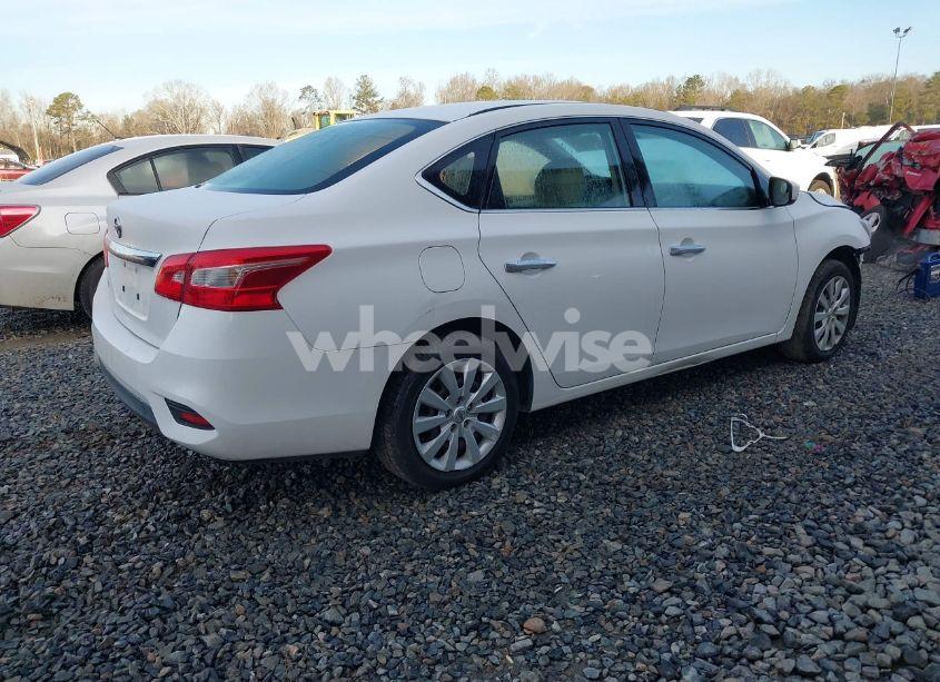 Photo 4 of 2016 Nissan Sentra S (VIN 3N1AB7AP9GY320469)