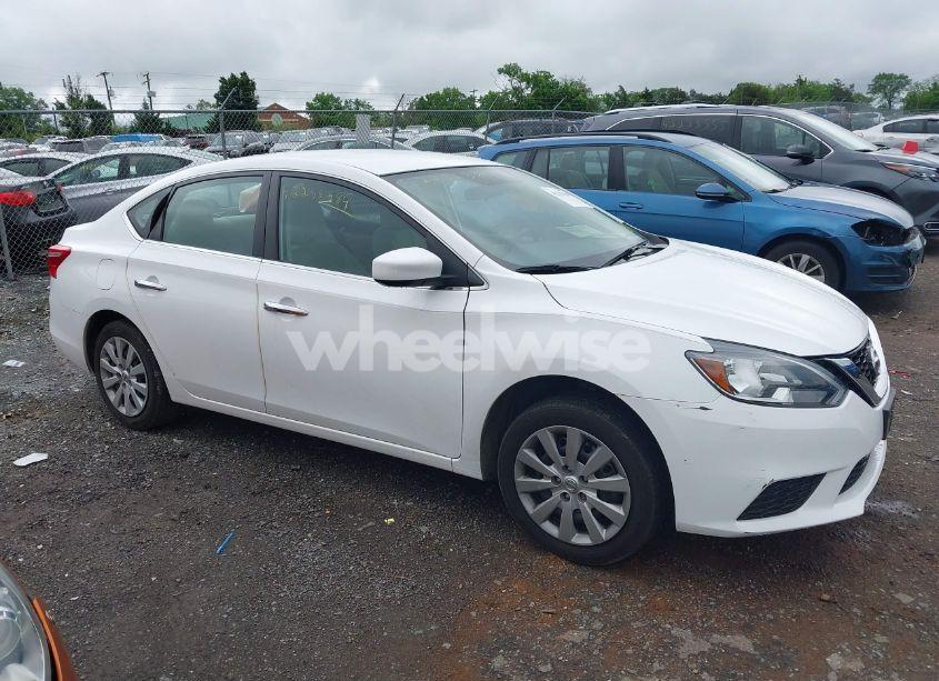 Photo 13 of 2016 Nissan Sentra S (VIN 3N1AB7AP9GY323131)