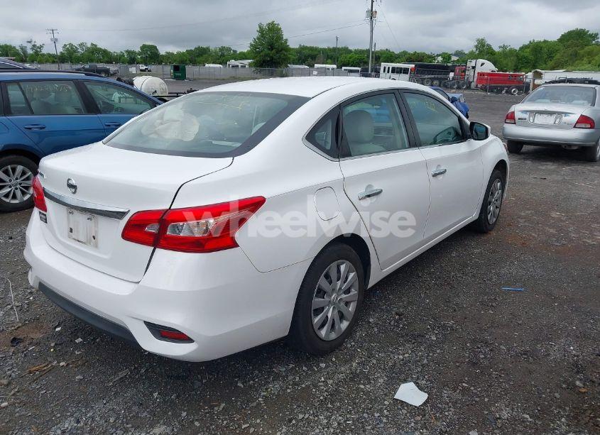 Photo 4 of 2016 Nissan Sentra S (VIN 3N1AB7AP9GY323131)