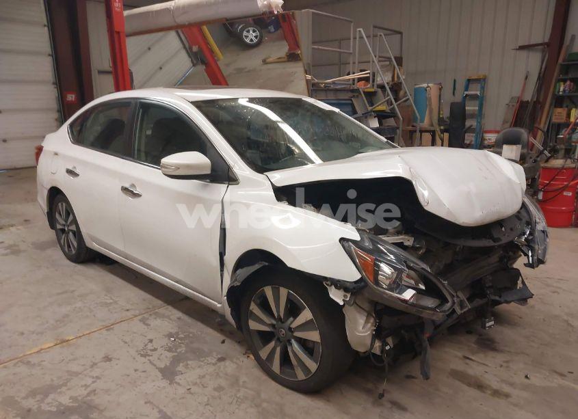 2016 Nissan Sentra SL (VIN 3N1AB7AP9GY331777) main photo