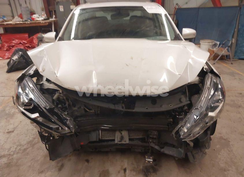 Photo 12 of 2016 Nissan Sentra SL (VIN 3N1AB7AP9GY331777)