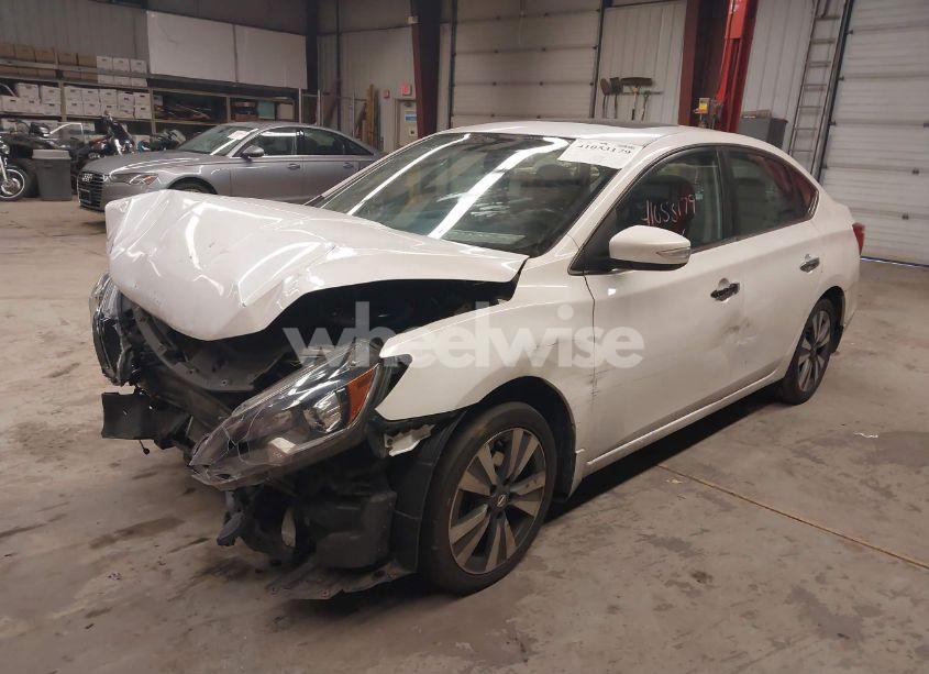 Photo 2 of 2016 Nissan Sentra SL (VIN 3N1AB7AP9GY331777)