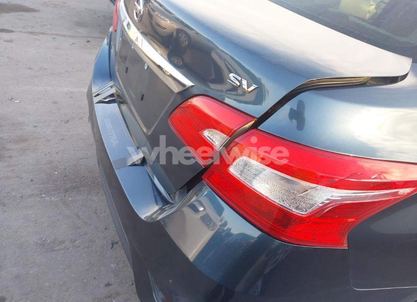 Photo 12 of 2017 Nissan Sentra SV (VIN 3N1AB7AP9HL635755)