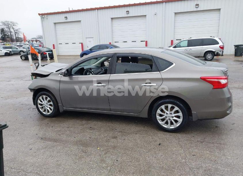 Photo 15 of 2017 Nissan Sentra SV (VIN 3N1AB7AP9HL656041)