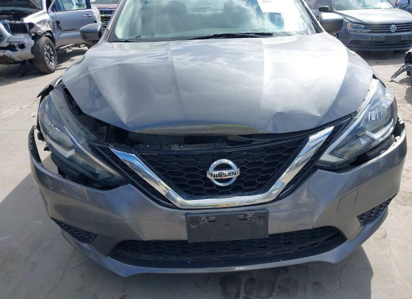 Photo 6 of 2017 Nissan Sentra SV (VIN 3N1AB7AP9HL670358)