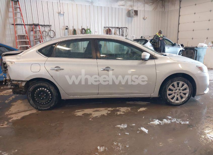 Photo 13 of 2017 Nissan Sentra SV (VIN 3N1AB7AP9HL675107)