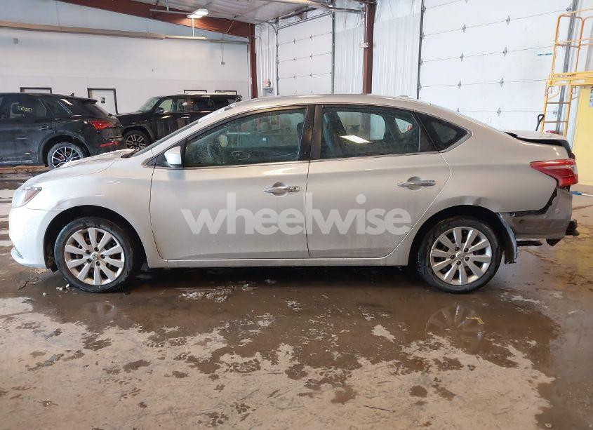 Photo 14 of 2017 Nissan Sentra SV (VIN 3N1AB7AP9HL675107)