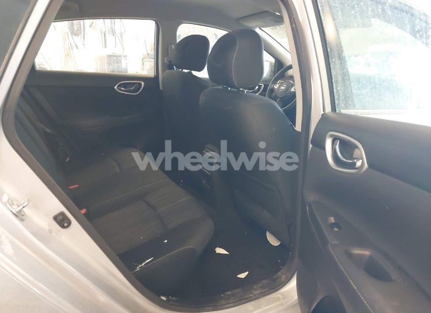 Photo 8 of 2017 Nissan Sentra SV (VIN 3N1AB7AP9HL675107)