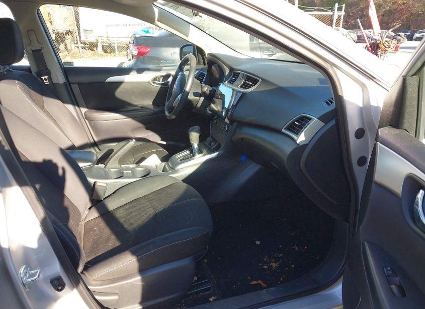 Photo 5 of 2017 Nissan Sentra S (VIN 3N1AB7AP9HY207543)